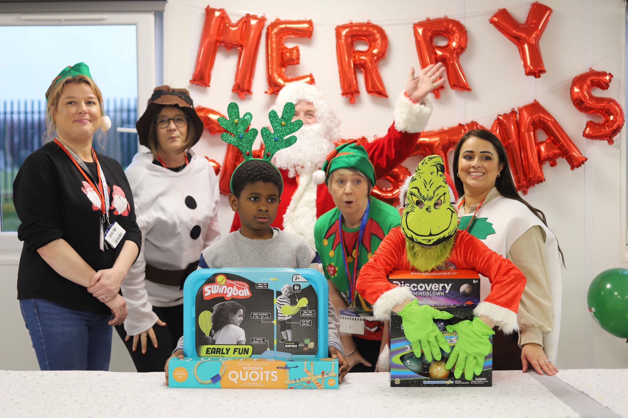 Henry Schein UK joins in the 25 years celebration of the Company’s “Holiday Cheer for Children” programme