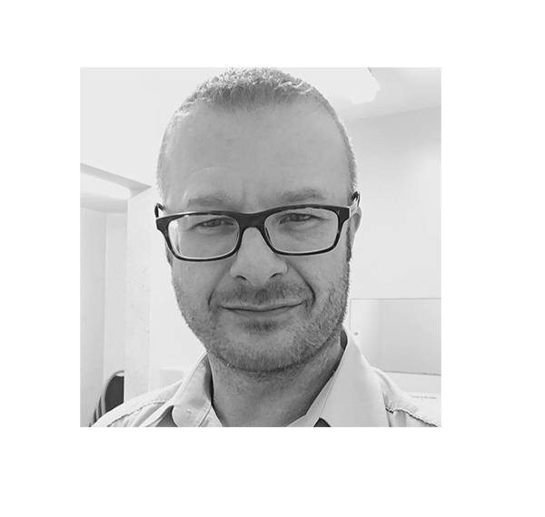 And we’re off… Richard Lishman