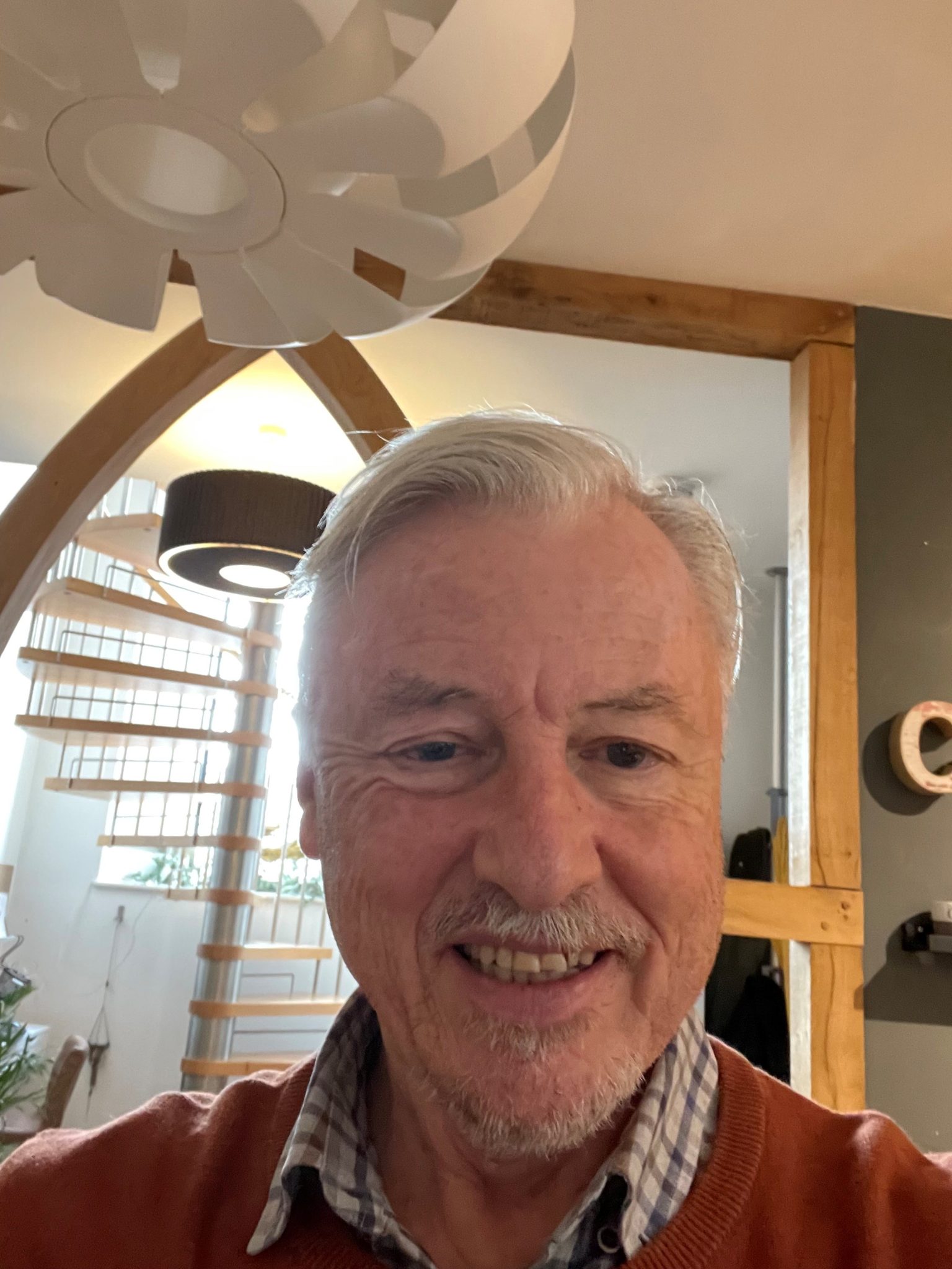 Healthy dad diagnosed with mouth cancer urges everyone to get check for signs and says, “it can happen to anybody”