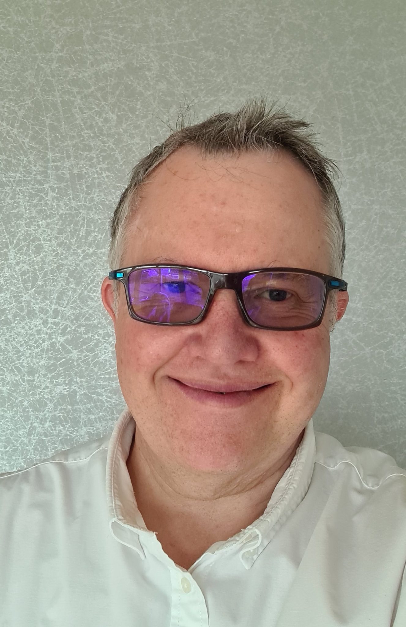 Hear from Warren Tolly, Deputy Chief Dental Officer Wales, at BDCDS 2023